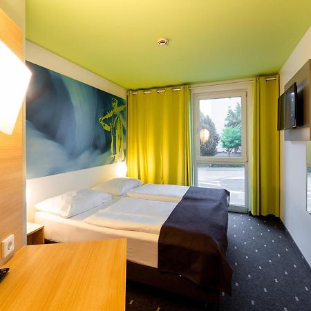 B&B Hotel Krefeld Dış mekan fotoğraf