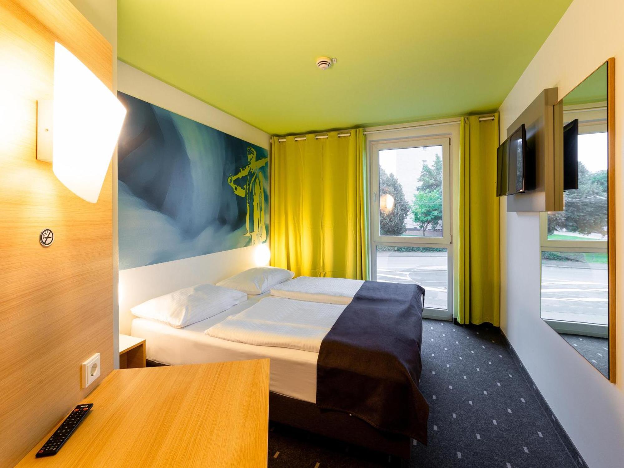 B&B Hotel Krefeld Dış mekan fotoğraf