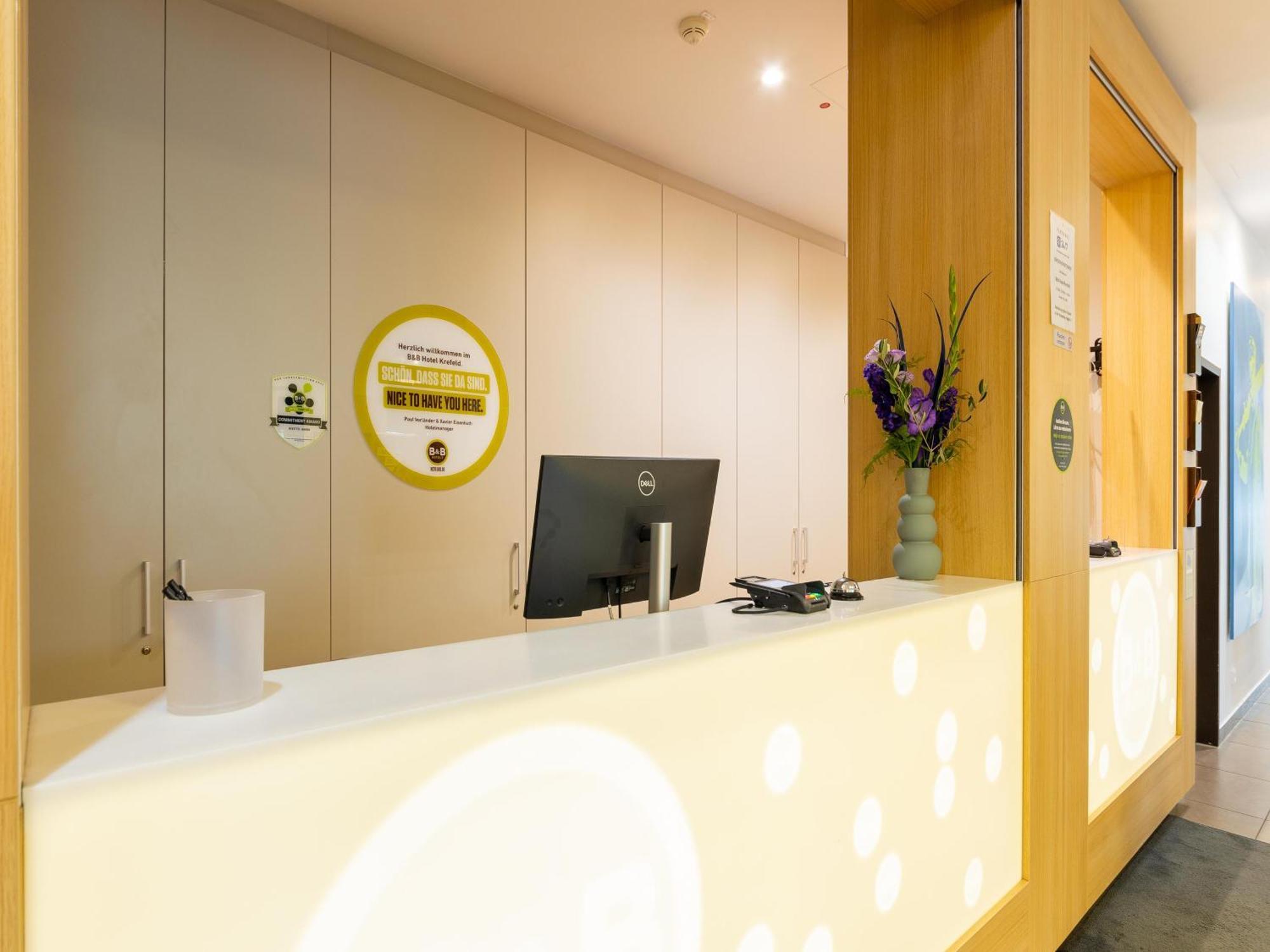 B&B Hotel Krefeld Dış mekan fotoğraf