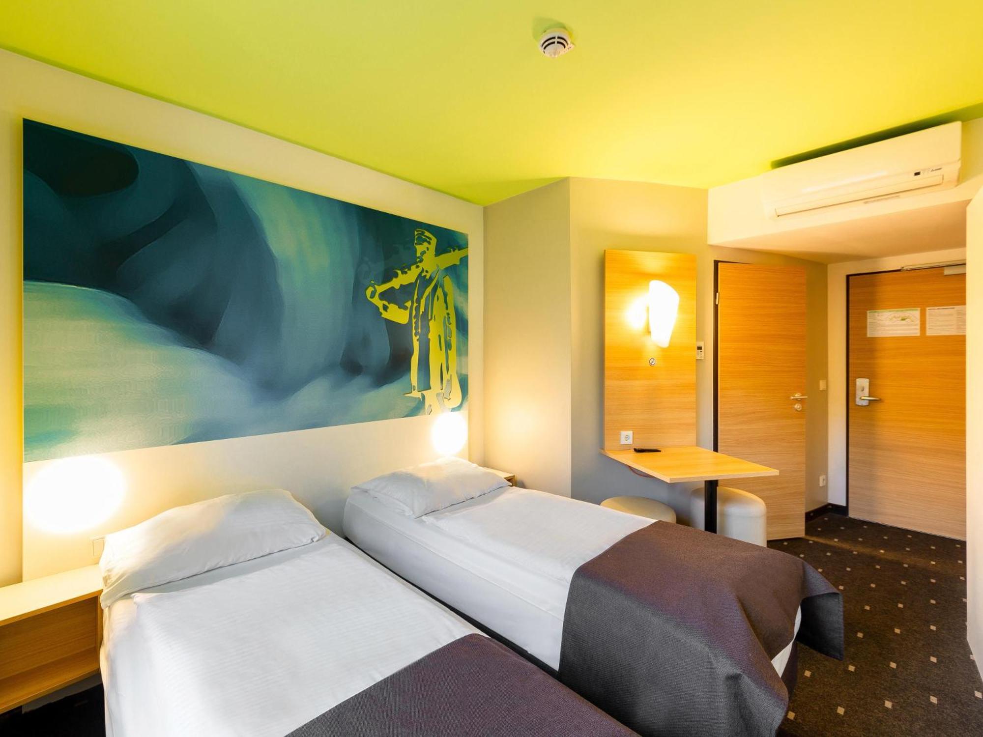 B&B Hotel Krefeld Dış mekan fotoğraf